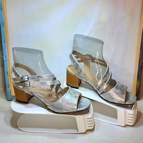 Metallic Sandals New in box by Angel Steps - Picture 2 of 13